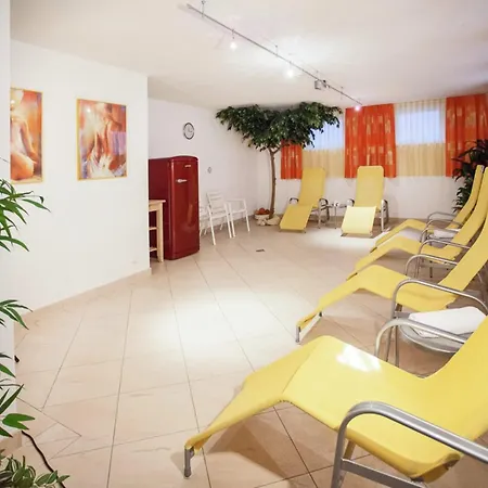In Kaltenbach Near Lift, Cleaning Included Apartment *
